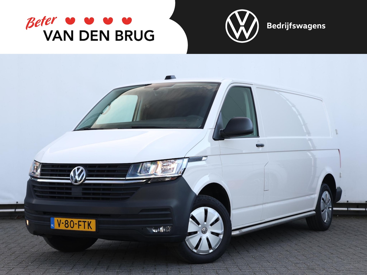 Volkswagen Transporter - 2.0 TDI 110 pk L2H1 28 Comfortline | Airco | Cruise control | Navigatie via App connect | - AutoWereld.nl