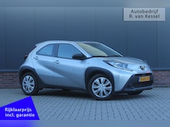 Toyota Aygo X - 1.0 VVT-i S-CVT Play I Automaat I Carplay I ACC I NL-auto