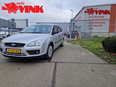 Ford Focus Wagon - 1.6-16V Champion