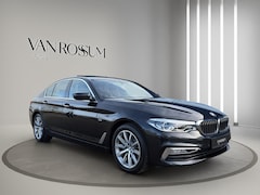 BMW 5-serie - 520i High Executive | Leder | Schuif/Kanteldak | 19"| Comfortstoelen met geheugen |
