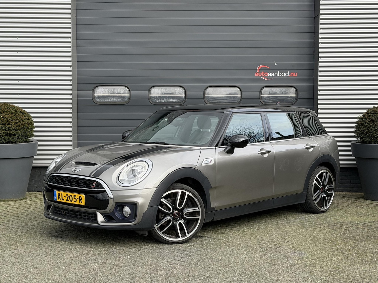 MINI Clubman - Mini 2.0 Cooper S JCW | Navigatie | Harmon Kardon | Xenon | Climate Control | - AutoWereld.nl