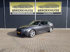 BMW 3-serie - 318i Edition M Sport Shadow Executive