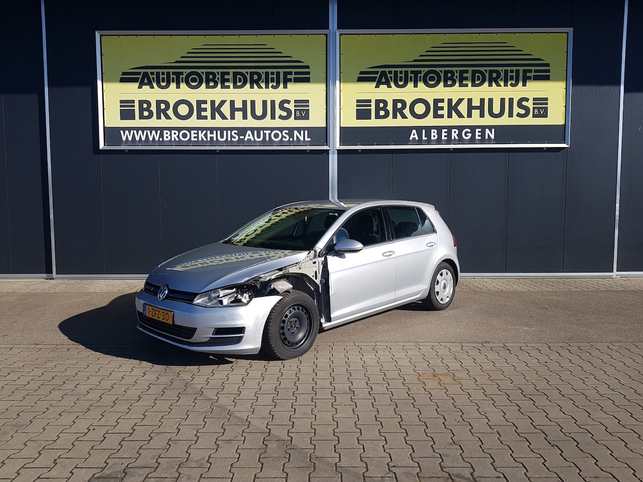 Volkswagen Golf - 1.6 TDI Comfortline BlueMotion 1.6 TDI Comfortline BlueMotion - AutoWereld.nl