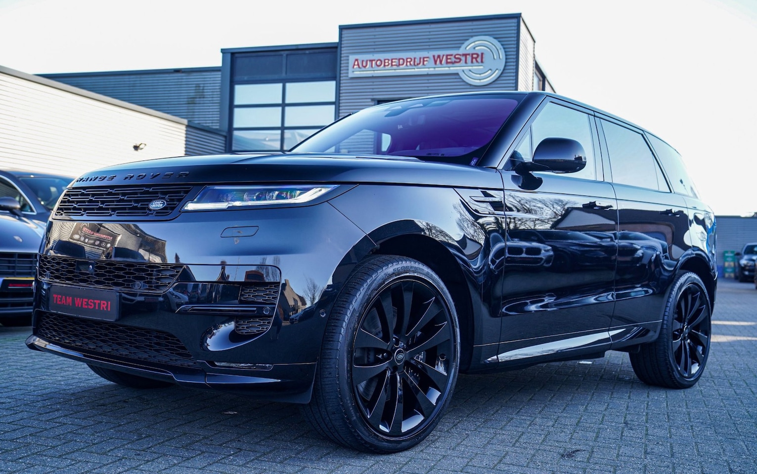 Land Rover Range Rover Sport - 3.0 P440e Dynamic HSE | Panorama | Head up | Adaptieve Cruise | 360 cam | Meridian | Luxe - AutoWereld.nl