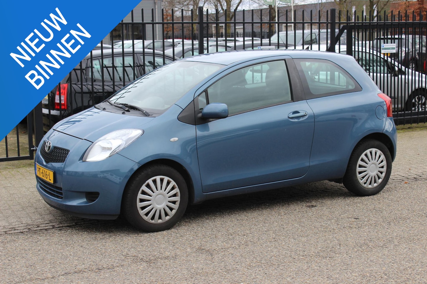 Toyota Yaris - 1.3 VVT-i Terra 1.3 VVTi Terra, Airco! - AutoWereld.nl