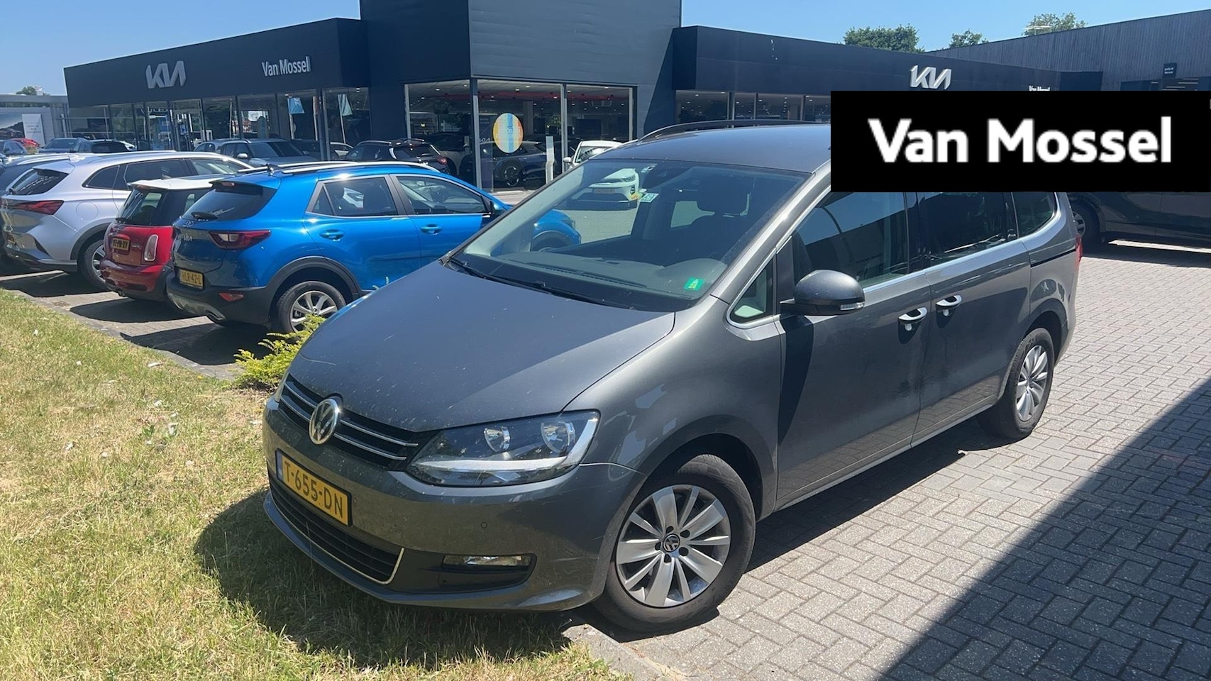 Volkswagen Sharan - 1.4 TSI Exclusive Series 150 PK | Navigatiesysteem | Adaptive Cruise Control | Trekhaak | - AutoWereld.nl