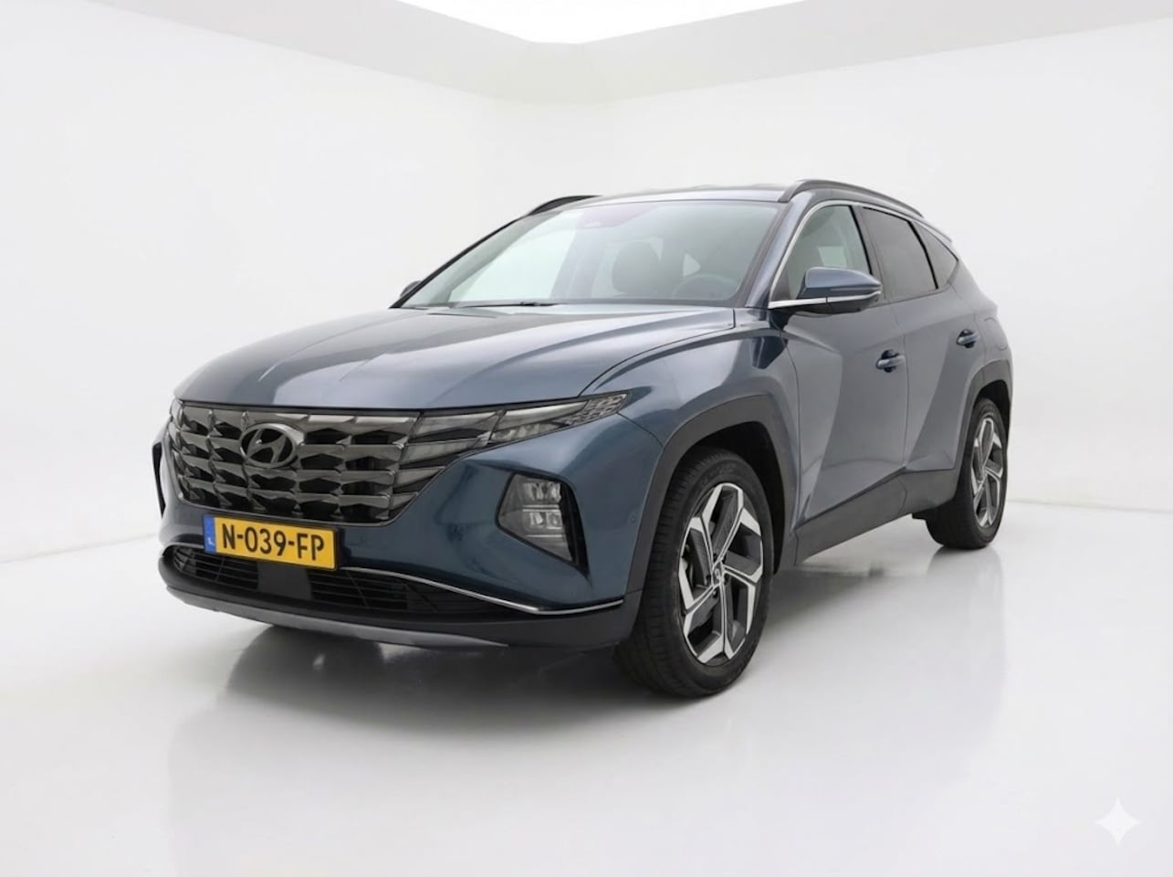 Hyundai Tucson - 1.6 T-GDI PHEV | Comfort Smart | Trekhaak | 4X4 | Geen import - AutoWereld.nl