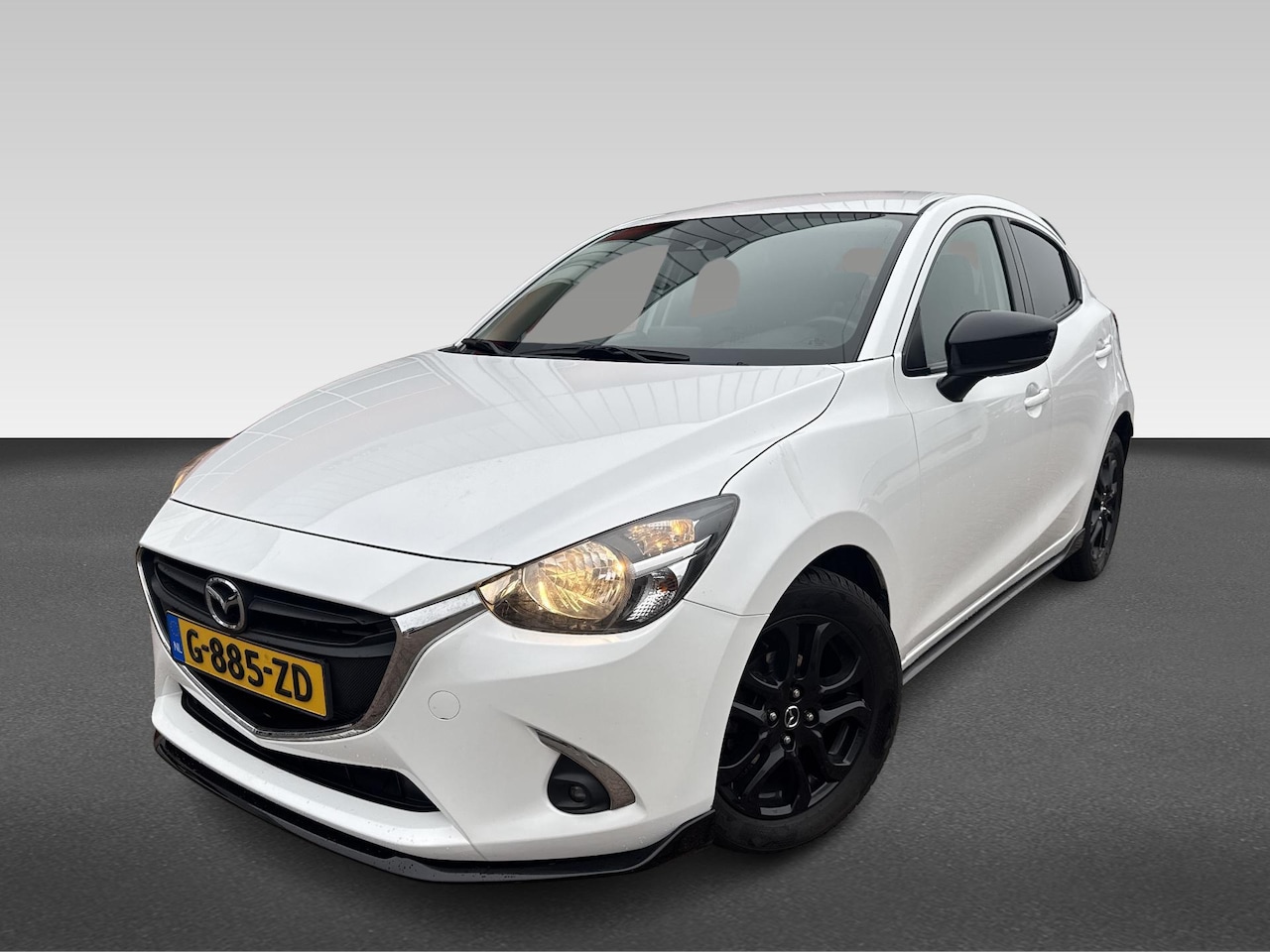 Mazda 2 - 1.5 Skyactiv-G Sport Selected | All Season banden | Camera - AutoWereld.nl