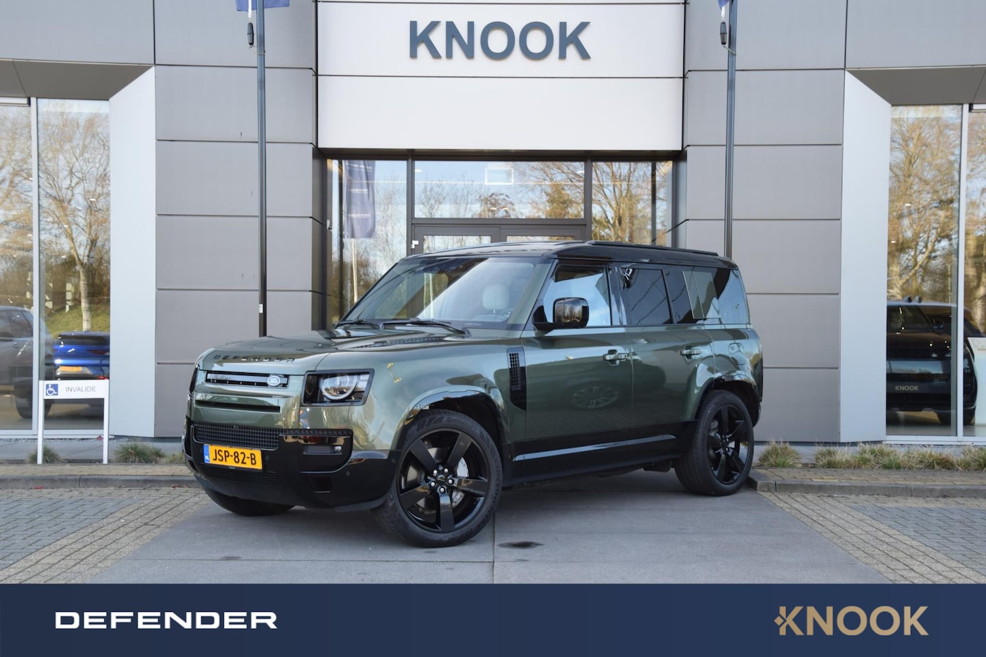 Land Rover Defender 110 - P300e X-Dynamic HSE 26MY | Nieuw | Trekhaak | Woolstone Green - AutoWereld.nl
