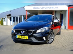 Volvo V40 - 2.0 D2 R-Design Business Navi|1e Eig|Xenon|Clima|Stoelverw|Cruise
