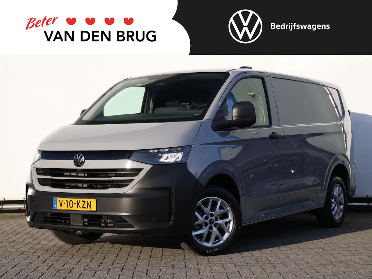 Volkswagen Transporter - 2.0 TDI 110 pk L1H1 28 Life | Airco | Cruise control | Navigatie via App connect | Camera - AutoWereld.nl