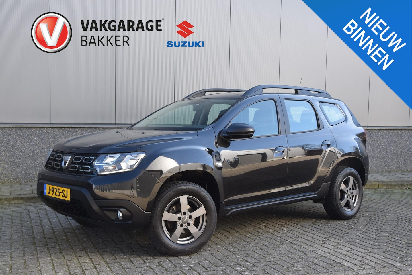 Dacia Duster - 1.0 TCe Essential | Trekhaak | Cruise control | Volledig onderhouden | - AutoWereld.nl