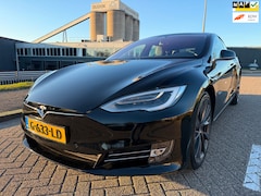 Tesla Model S - Standard Range