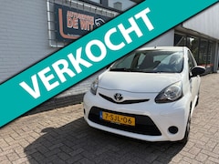 Toyota Aygo - 1.0 VVT-i Now