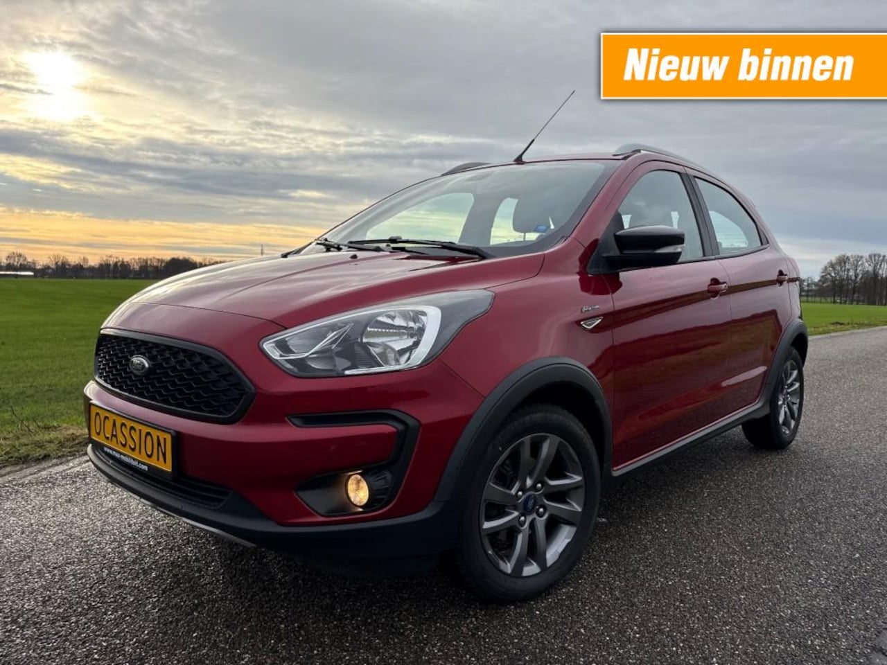 Ford Ka - + ULTIMATE / APPLE CARPLAY / BOMVOL / NETTE STAAT - AutoWereld.nl