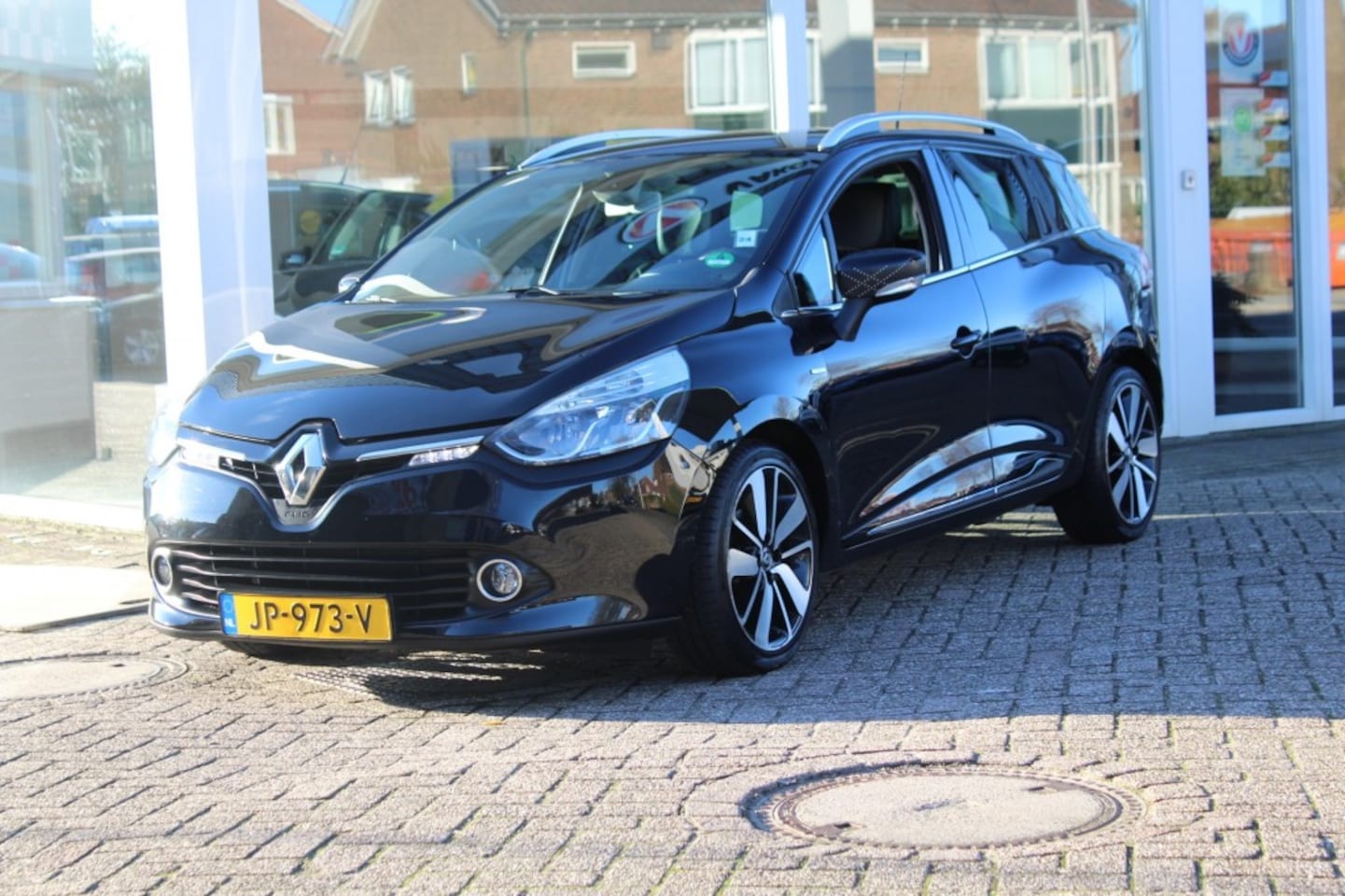 Renault Clio - 0.9 TCe Iconic 0.9 TCE ICONIC - AutoWereld.nl