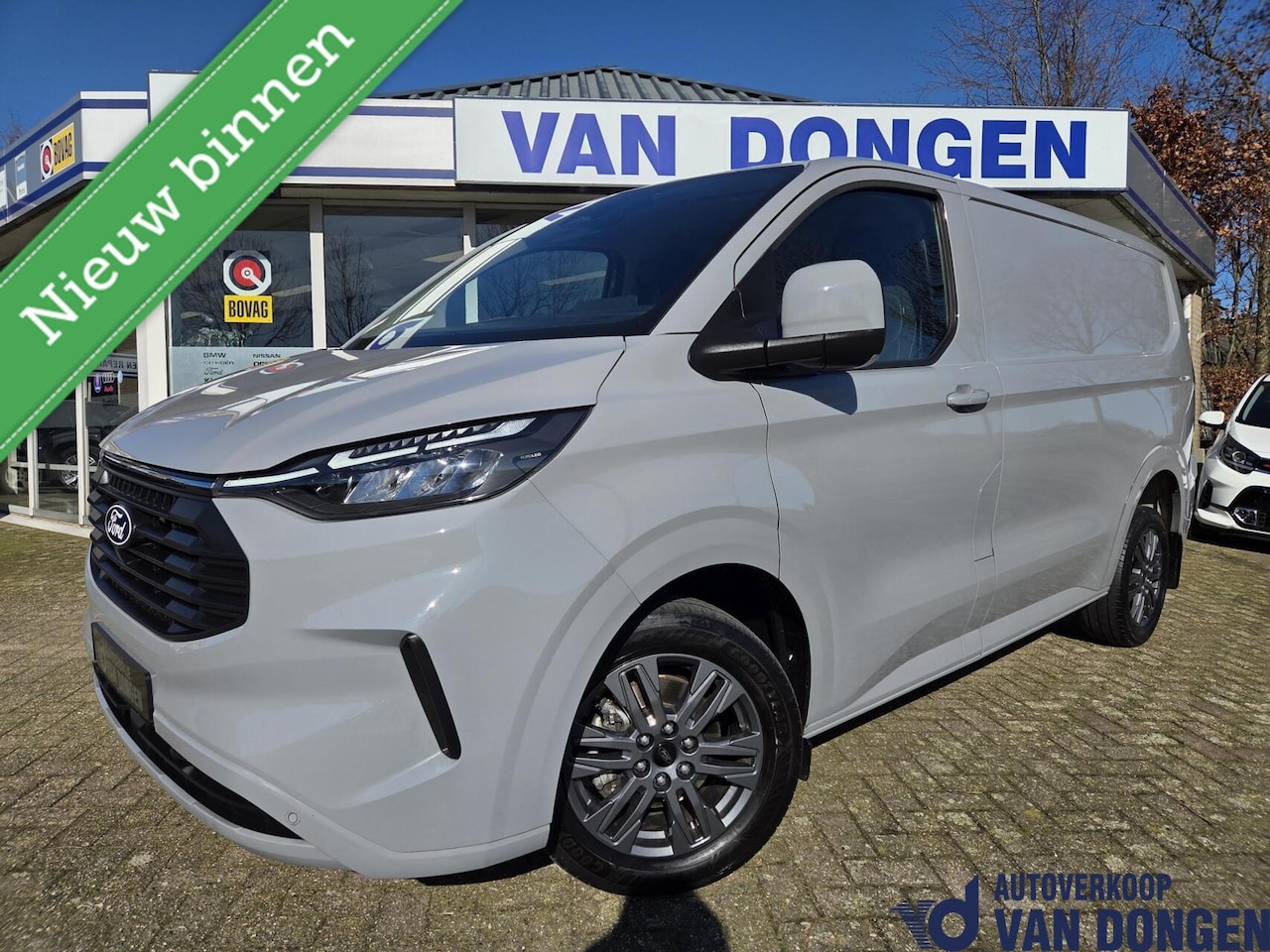Ford Transit Custom - 320 2.0 TDCI L1H1 Limited | Automaat 170 PK | Trekhaak / Nieuw model - AutoWereld.nl
