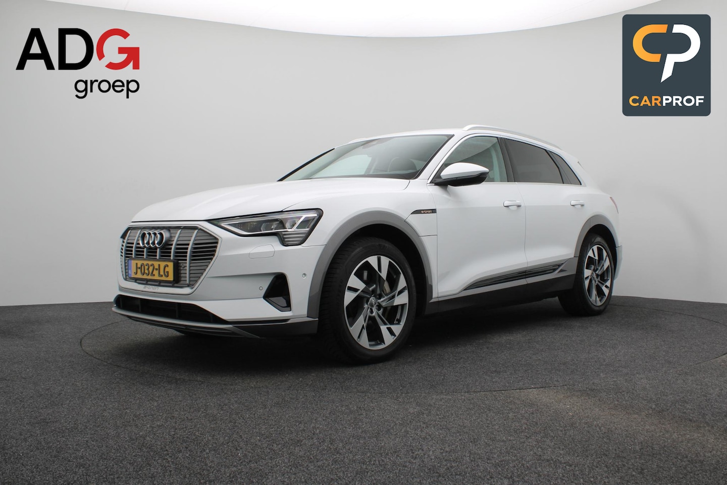 Audi e-tron - 50 quattro Business edition 71 kWh - AutoWereld.nl