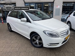 Mercedes-Benz B-klasse - 180 Ambition Xenon navigatie Beurt