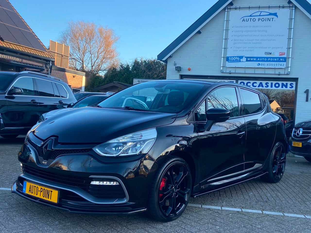 Renault Clio - 1.6 R.S. 200PK AUT/MAXTON/BASREFLEX/R-LINK/KEYLESS - AutoWereld.nl