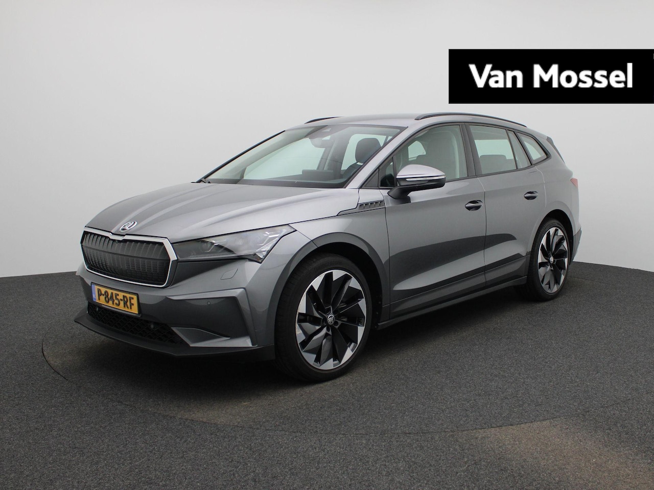 Skoda Enyaq iV - 60 180 PK | Stoelverwarming | Cruise Control | Lichtmetalen Velgen | Parkeersensoren | Cam - AutoWereld.nl