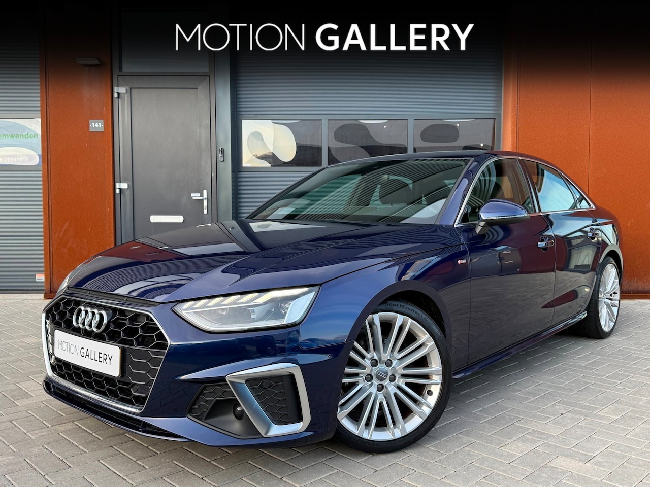 Audi A4 Limousine - 35 TFSI S edition | 3x S-Line | Matrix | MMI Touch / Navi | 19" LM | LED | S-Tronic | Spor - AutoWereld.nl