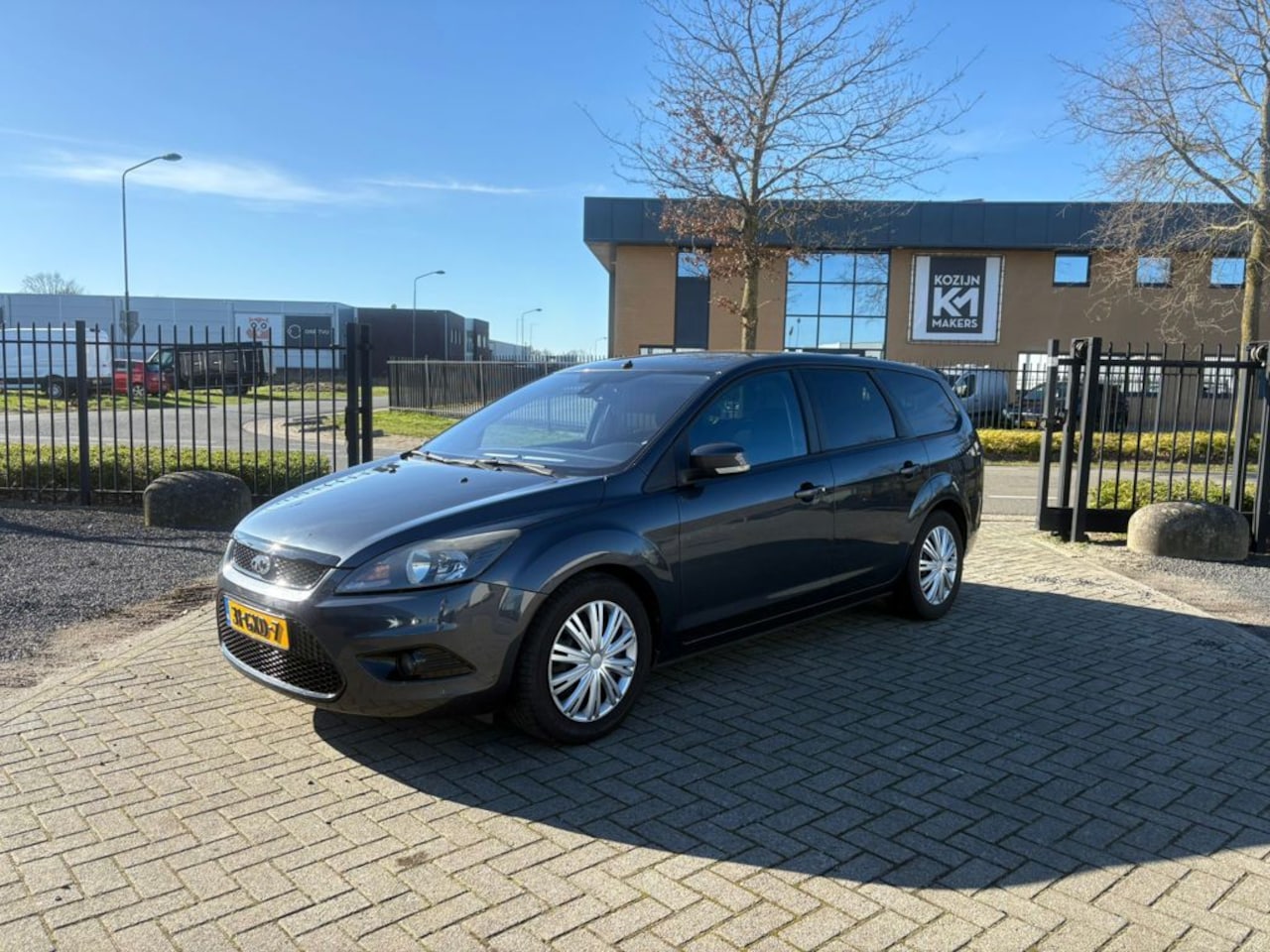 Ford Focus Wagon - 1.8 Titanium | Climate | Navi | Cruise - AutoWereld.nl