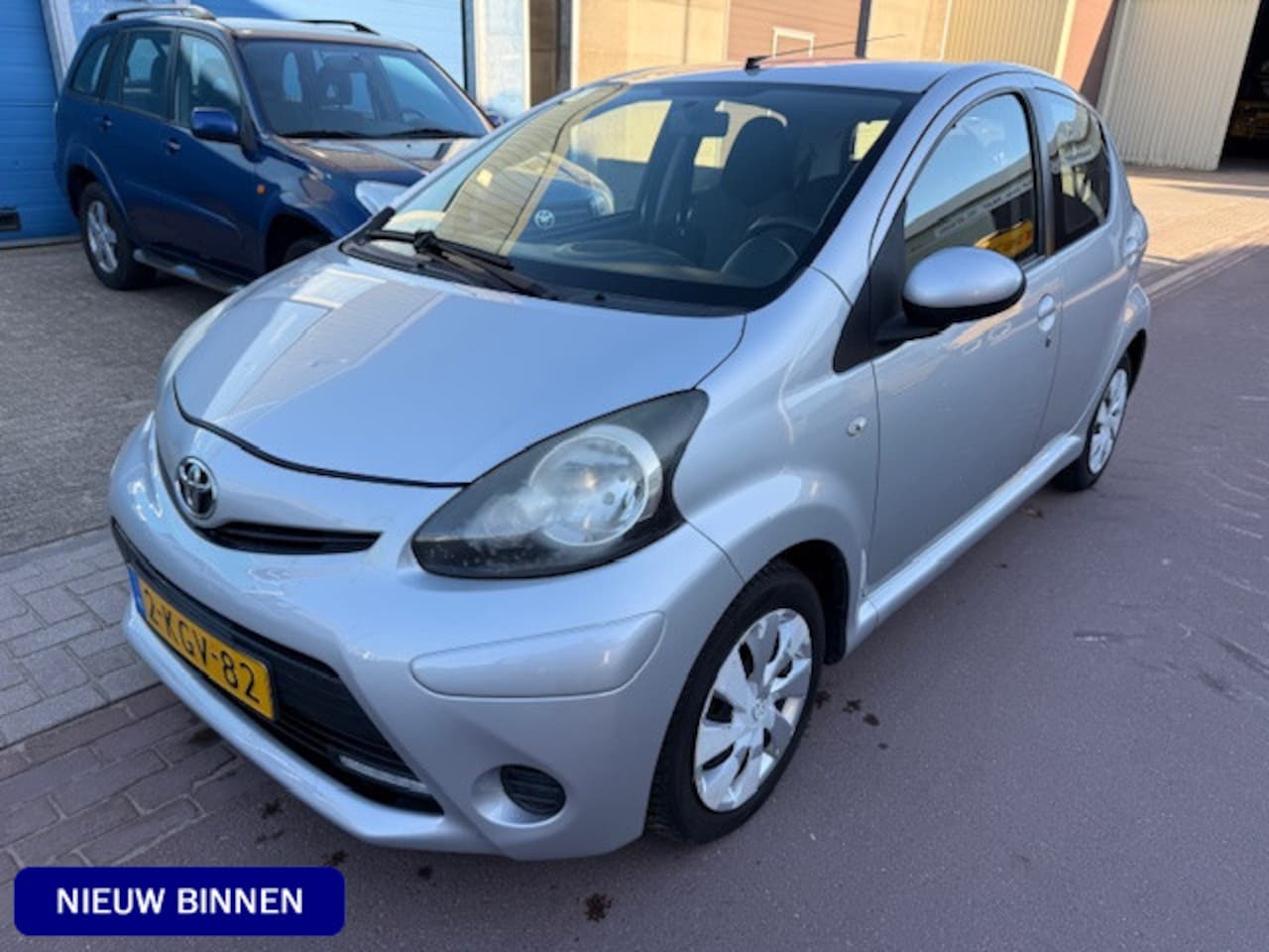 Toyota Aygo - 1.0 VVT-i Aspiration 1e eig 2013 facelift airco 5-deurs Hele leuke en goede auto met nieuw - AutoWereld.nl