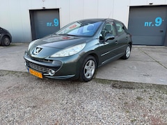 Peugeot 207 - 1.4 VTi XS Pack met airco