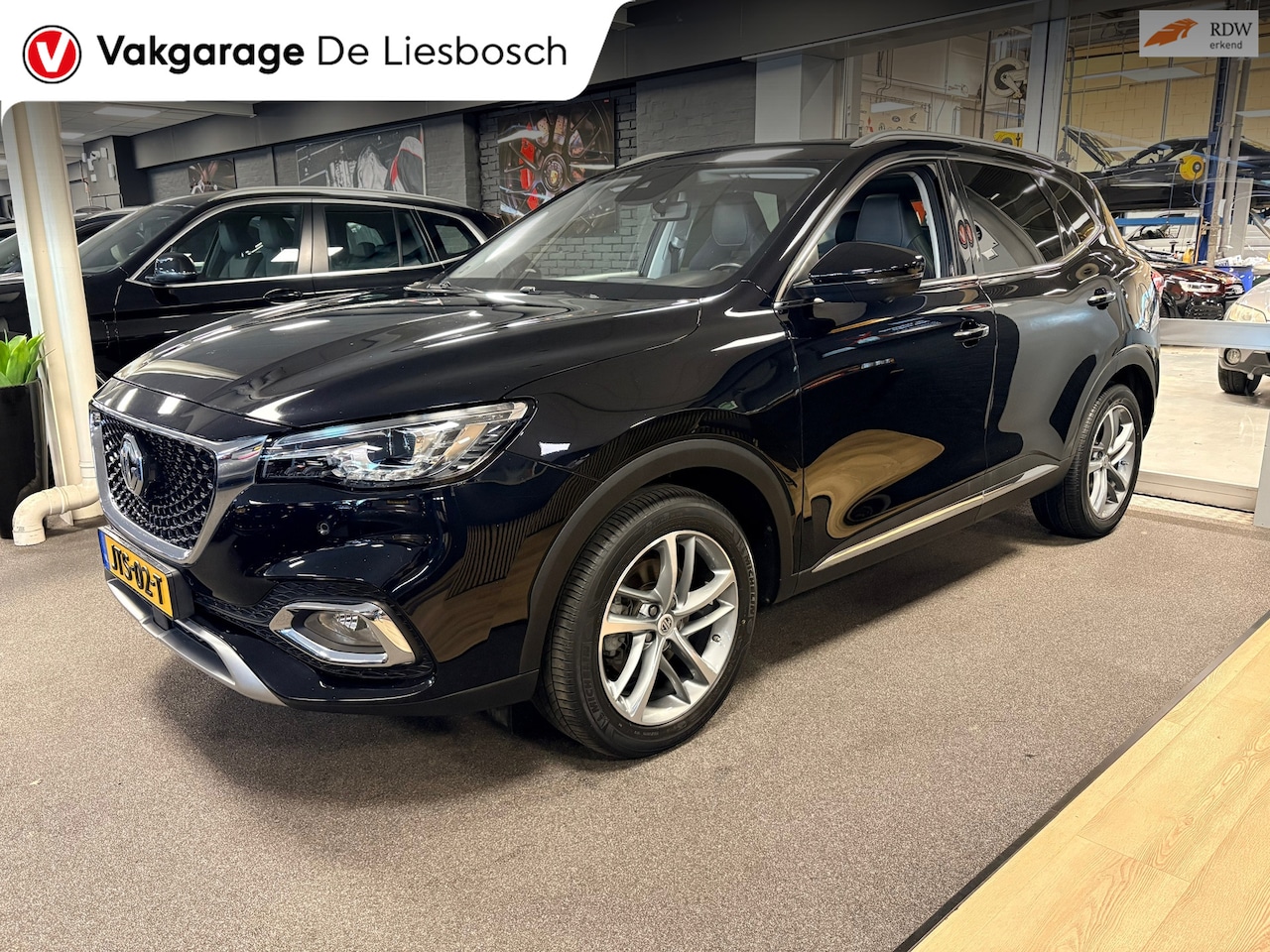 MG EHS - 1.5 TGDI Luxury PHEV / automaat / 360camera / Leder/ carplay / Panorama-dak - AutoWereld.nl