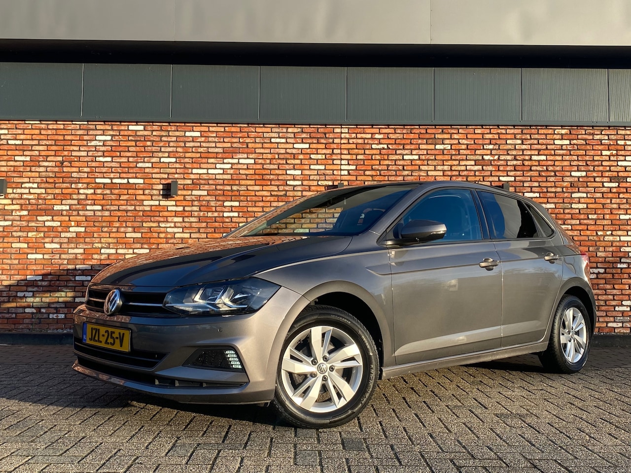 Volkswagen Polo - 1.0 TSI Comfortline Stoelverw 103000km! - AutoWereld.nl