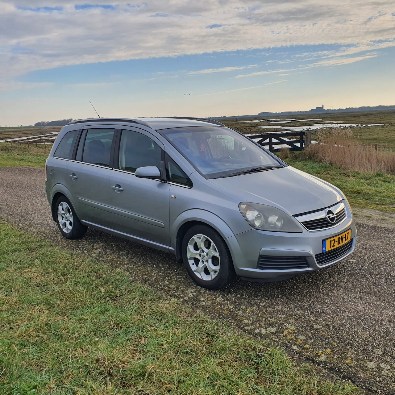 Opel Zafira - 1.8 Enjoy 7 persoons - AutoWereld.nl