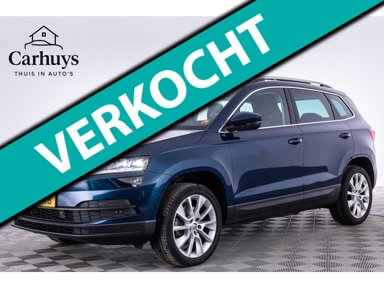 Skoda Karoq - 1.5 TSI ACT Style Business/Panodak/Adap.cruise/A.Camera/Stoelverw v/a/Apple Carplay/Sports - AutoWereld.nl