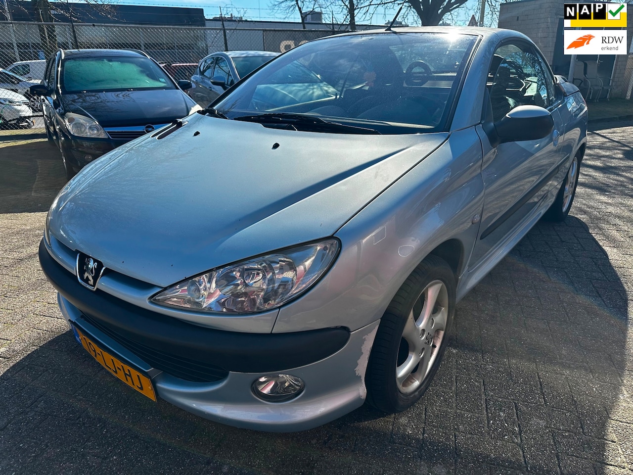 Peugeot 206 CC - 1.6-16V Premium 1.6-16V Premium - AutoWereld.nl