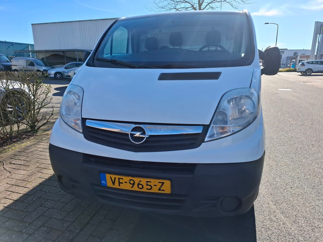 Opel Vivaro - 2.0 CDTI L2H1 EcoFLEX AIRCO/CRUISE/TREKHAAK! - AutoWereld.nl