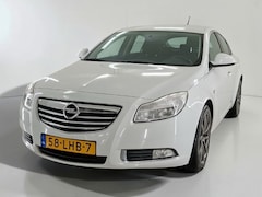 Opel Insignia - 1.6 T Sport 2e eigenaar Lees advertentie