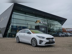 Kia Pro cee'd - ProCeed 1.4 T-GDI 140pk DCT7 GT-PlusLine Panoramadak Stoelverwarming voor+achter Stuurwiel