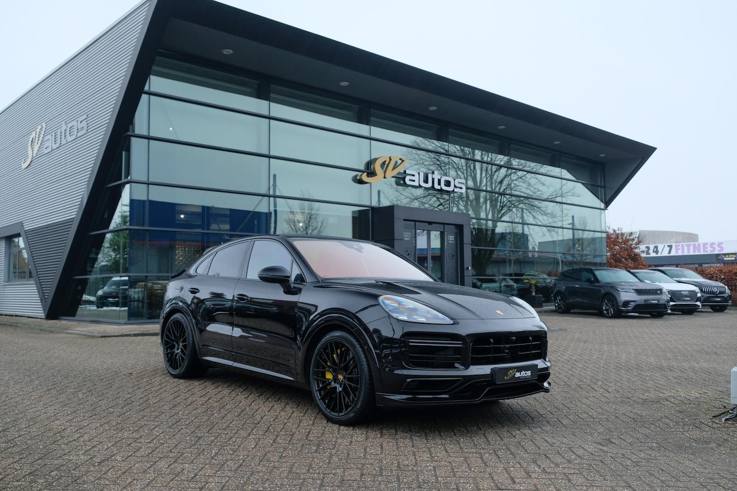 Porsche Cayenne Coupé - 4.0 V8 Turbo S 680pk E-Hybrid Panoramadak Keramisch *BTW* Massage Trekhaak Stoelkoeling Lu - AutoWereld.nl