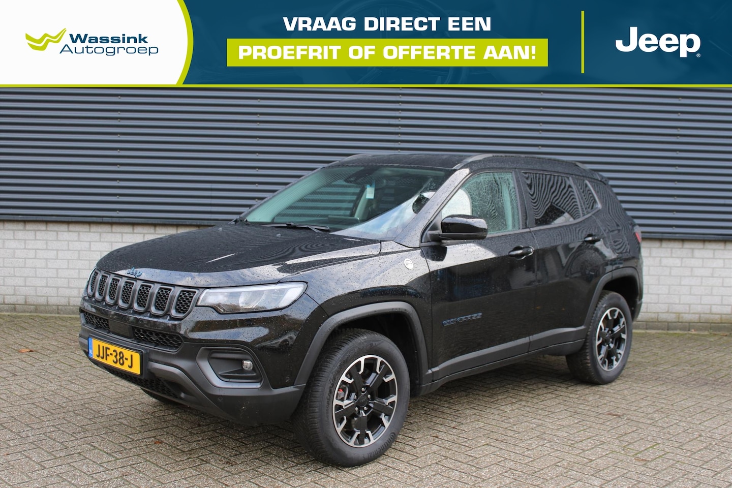 Jeep Compass - Trailhawk 4XE PHEV 240pk Automaat I Camera I Navigatie I Stoelverwarming I Stuurwielverwar - AutoWereld.nl