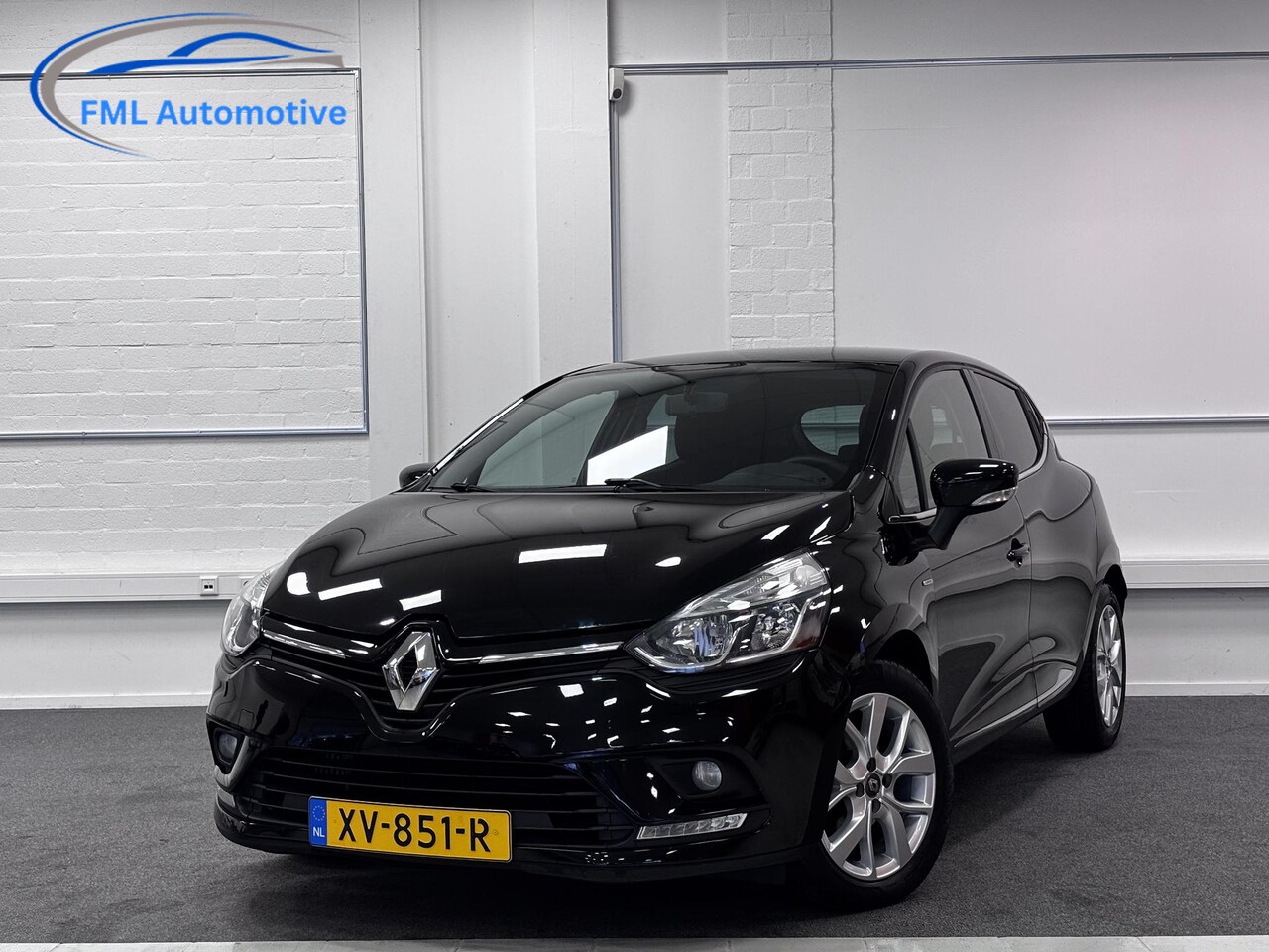 Renault Clio - 0.9 TCe Limited | Navigatie | Airco | 24.321km! | NL-Auto | - AutoWereld.nl