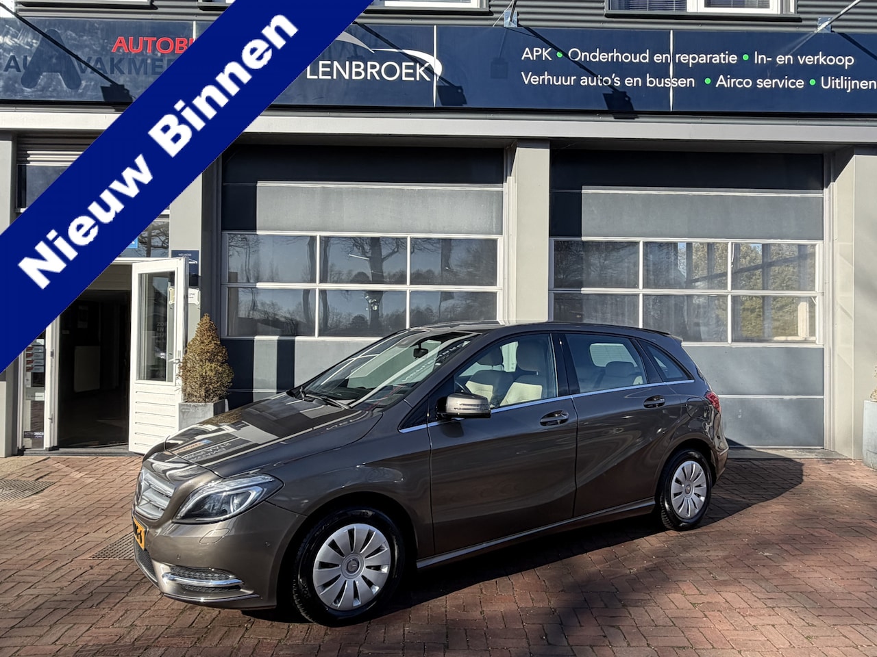 Mercedes-Benz B-klasse - 180 Ambition Automaat Bj 2012 124pk Hoge Zit Dealer onderhouden - AutoWereld.nl