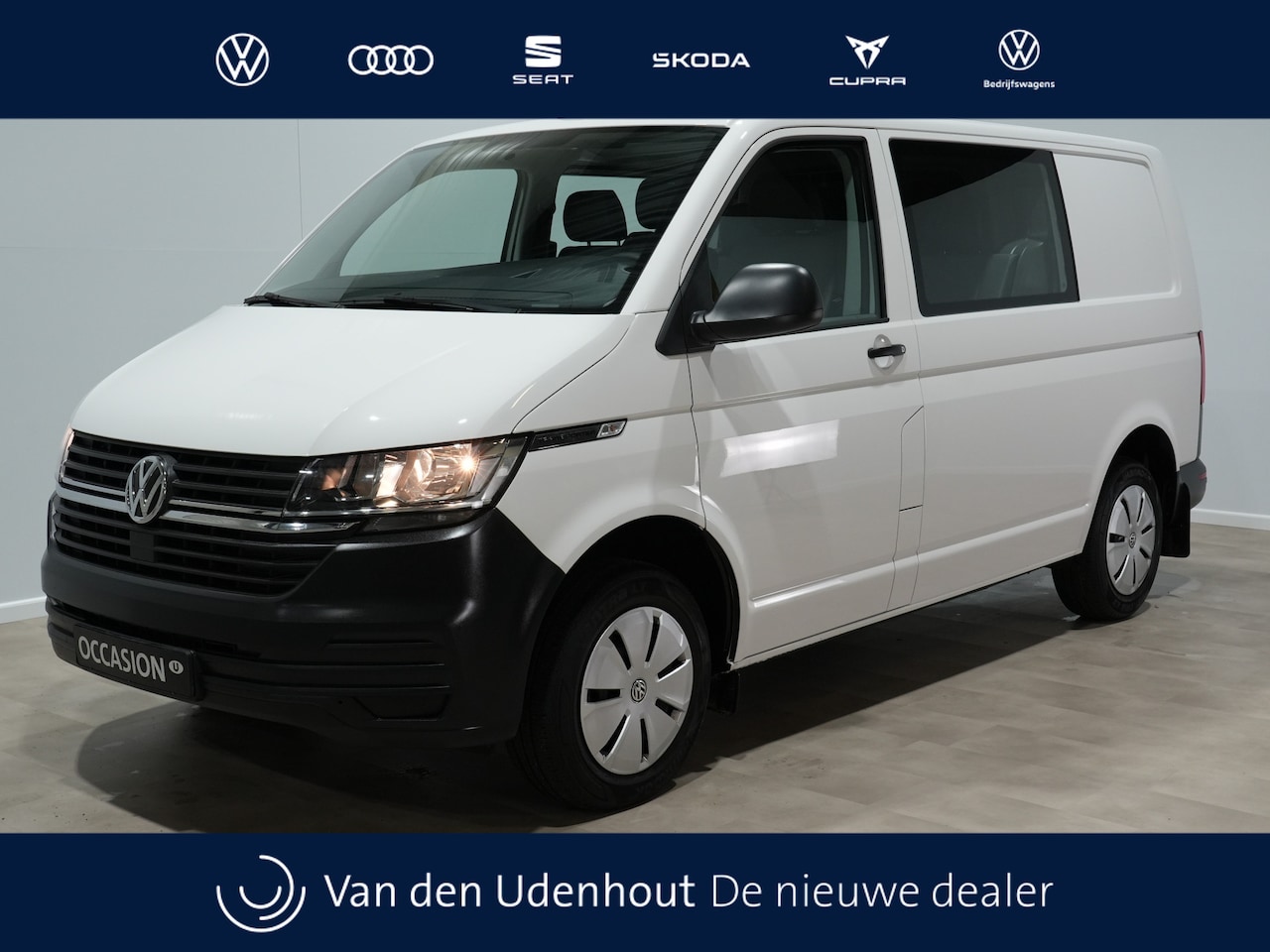 Volkswagen Transporter - Dubbel Cabine L1H1 2.0 TDI 110pk / 6-persoons - AutoWereld.nl