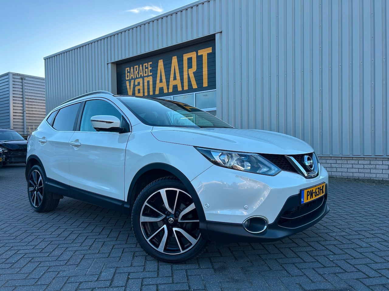 Nissan Qashqai - 1.2 Tekna | PANO DAK | AUTOM | LEER | CLIMATE | 3D CAMREA | - AutoWereld.nl