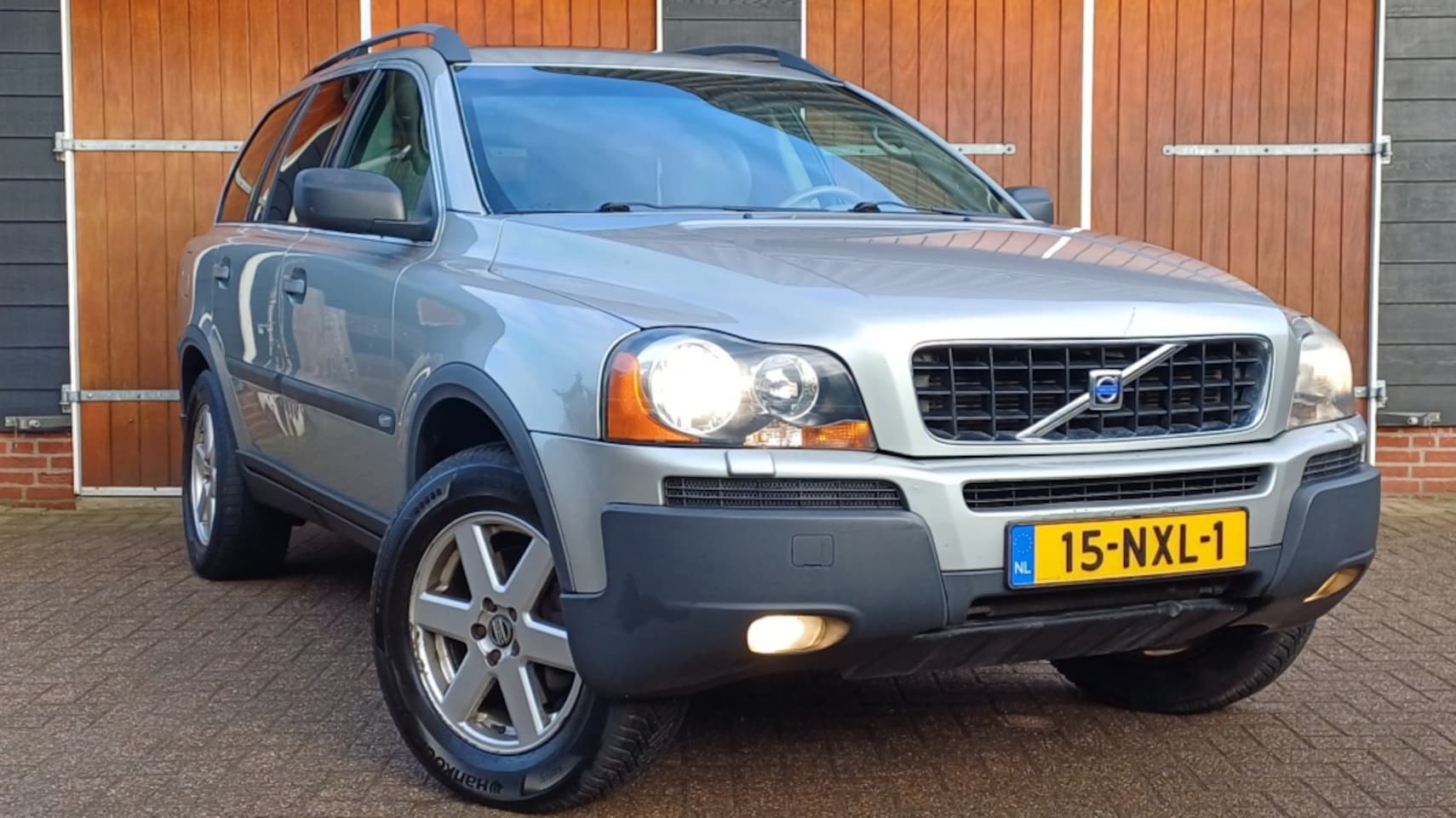 Volvo XC90 - 2.5 T Exclusive 2.5 T Exclusive, 7 persoons, Rookt, EXPORT - AutoWereld.nl