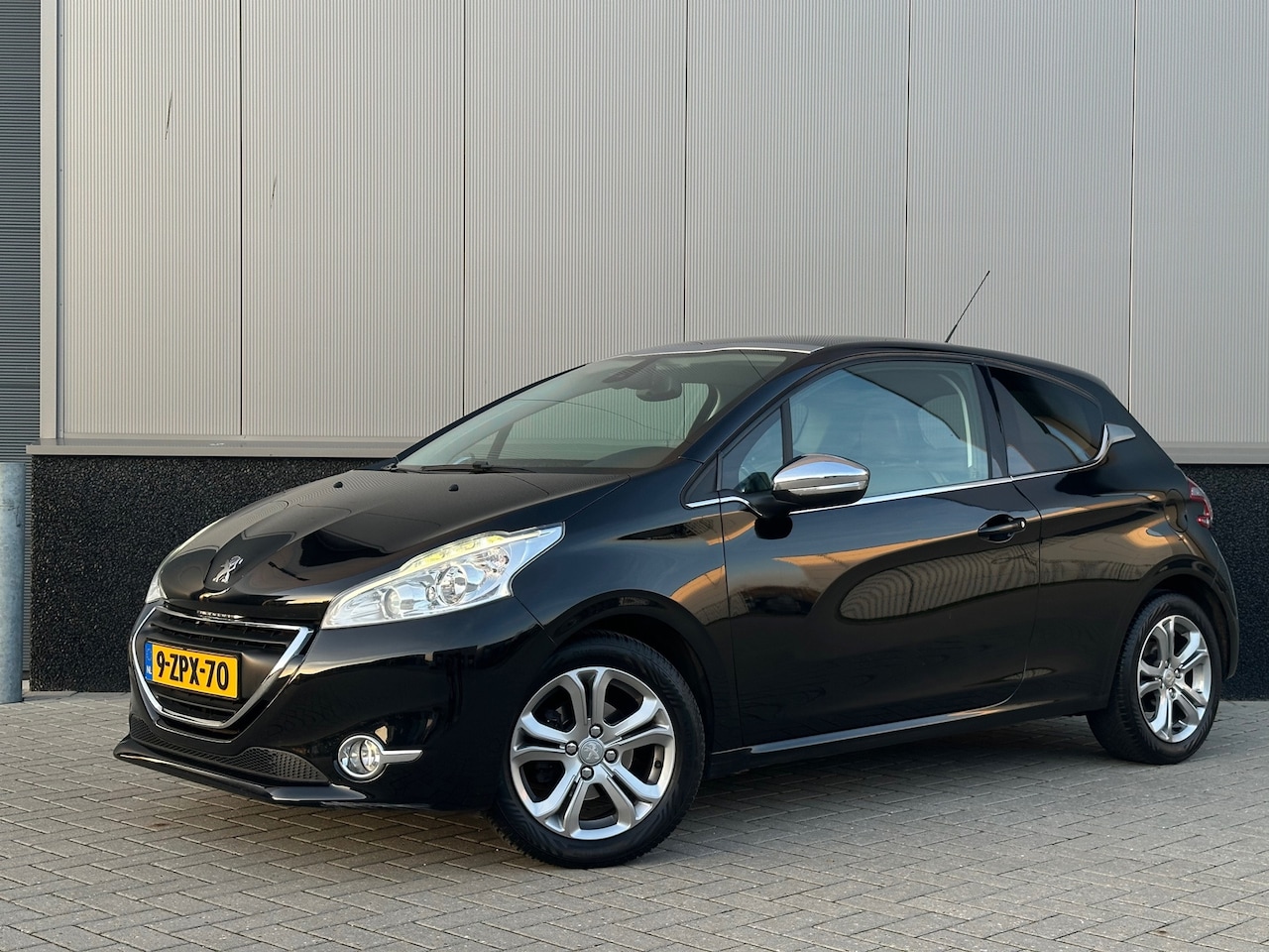 Peugeot 208 - 1.2 PureTech GT-line PANO CRUISE CLIMATE - AutoWereld.nl
