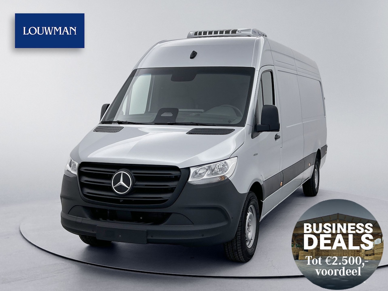 Mercedes-Benz eSprinter - 0,99% RENTE - L3H2 420 113kwh RWD PRO Koel Vries Combinatie | DC laden 115KW | 270 graden - AutoWereld.nl