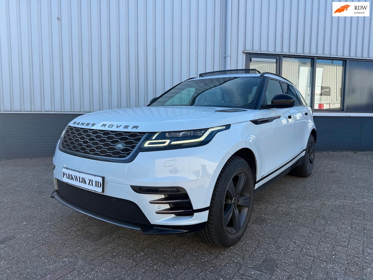 Land Rover Range Rover Velar - P250 Turbo AWD R-Dynamic, Pano - AutoWereld.nl