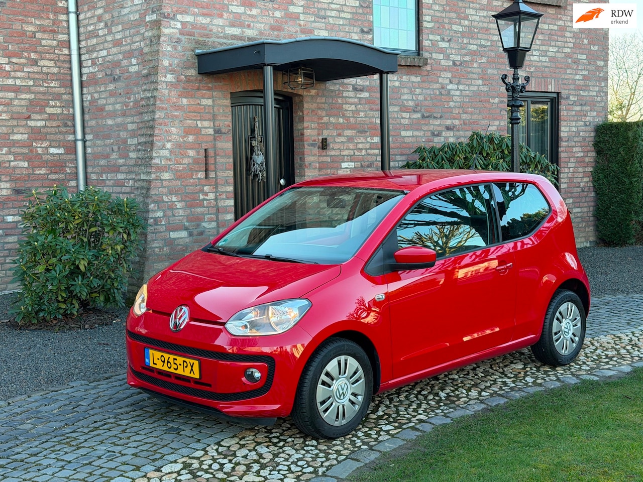 Volkswagen Up! - 1.0 move up! Airco stoelverwarming - AutoWereld.nl