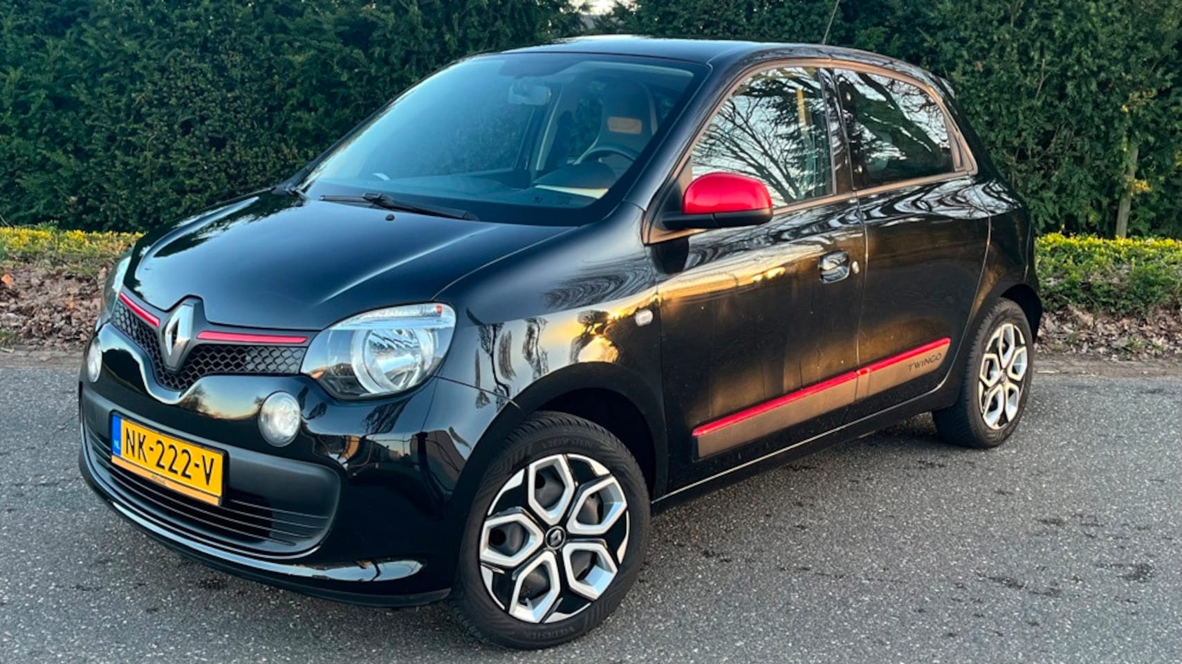 Renault Twingo - 1.0 SCe Collection l NAP l Airco l Cruise Contr.l - AutoWereld.nl