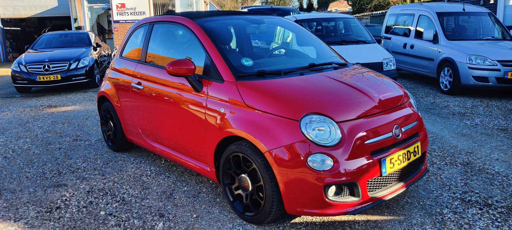 Fiat 500 C - 0.9 TwinAir 500S Airco, sportbekleding met rode stiksels. - AutoWereld.nl